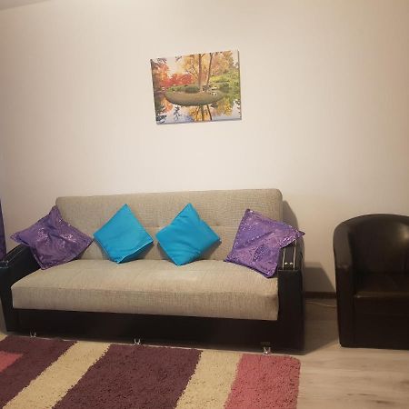Apartament Cu 2 Camere Situat La 5 Minute De Statiunea Mamaia Constanta Luaran gambar